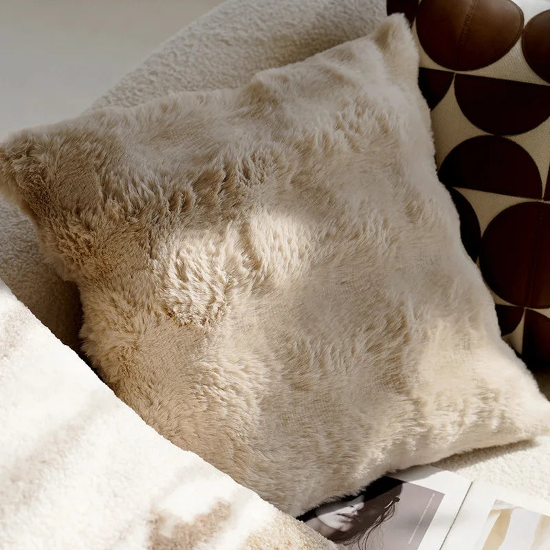 Plush Retro Cushion Cove