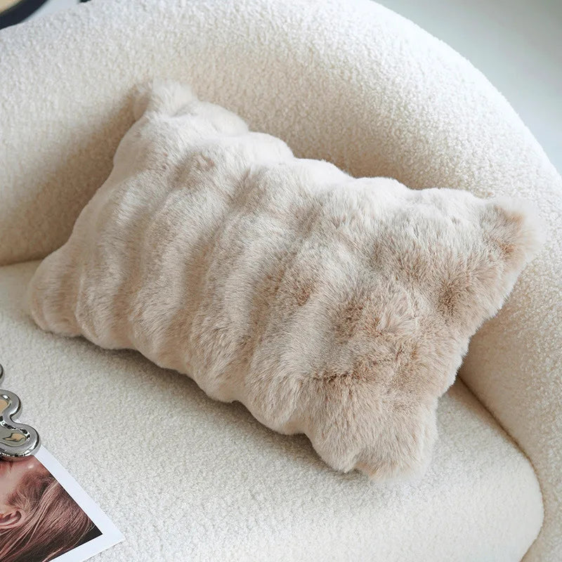 Plush Retro Cushion Cove